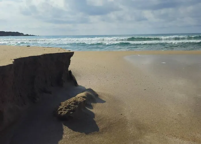 & Pool 3 Bedrooms 2 Minutes From The * Maa